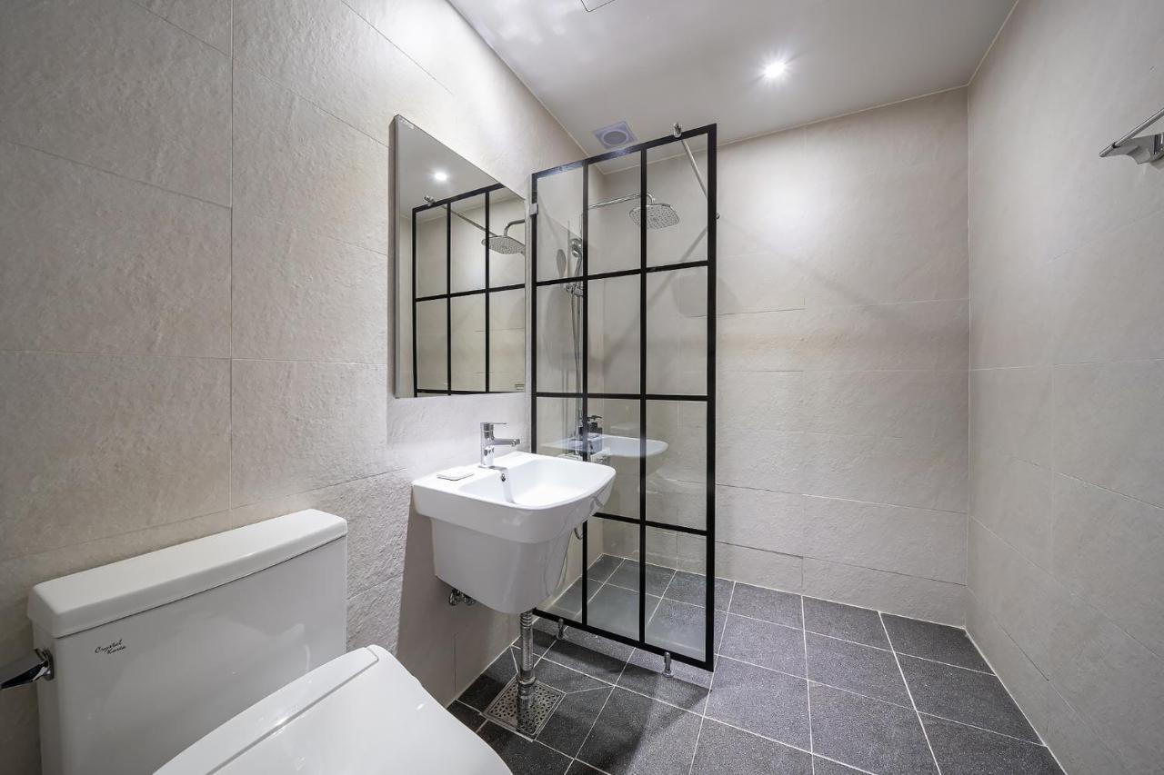 The Nox Hotel Сувон Экстерьер фото