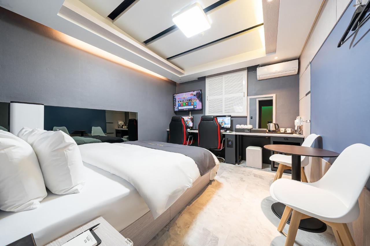 The Nox Hotel Сувон Экстерьер фото
